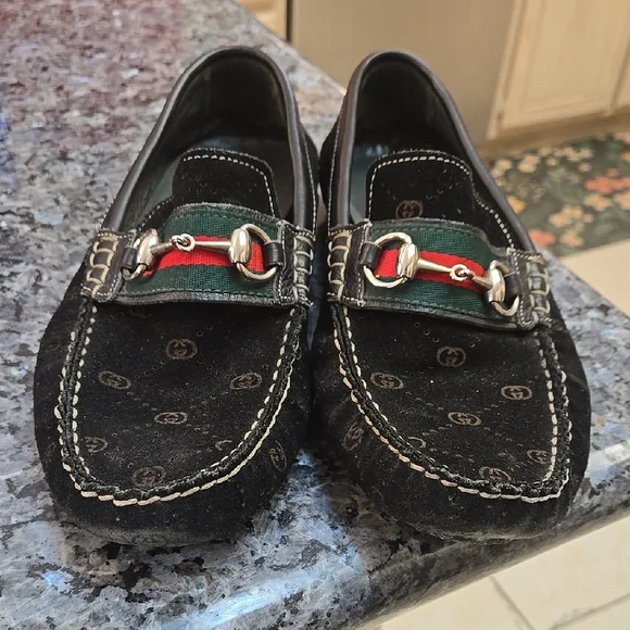 Gucci | Shoes | Gucci Black Loafers With Red And Green  display picture 1